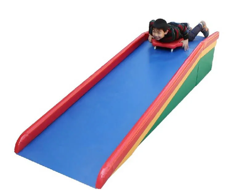 cầu trượt tập thăng bằng cho trẻ em