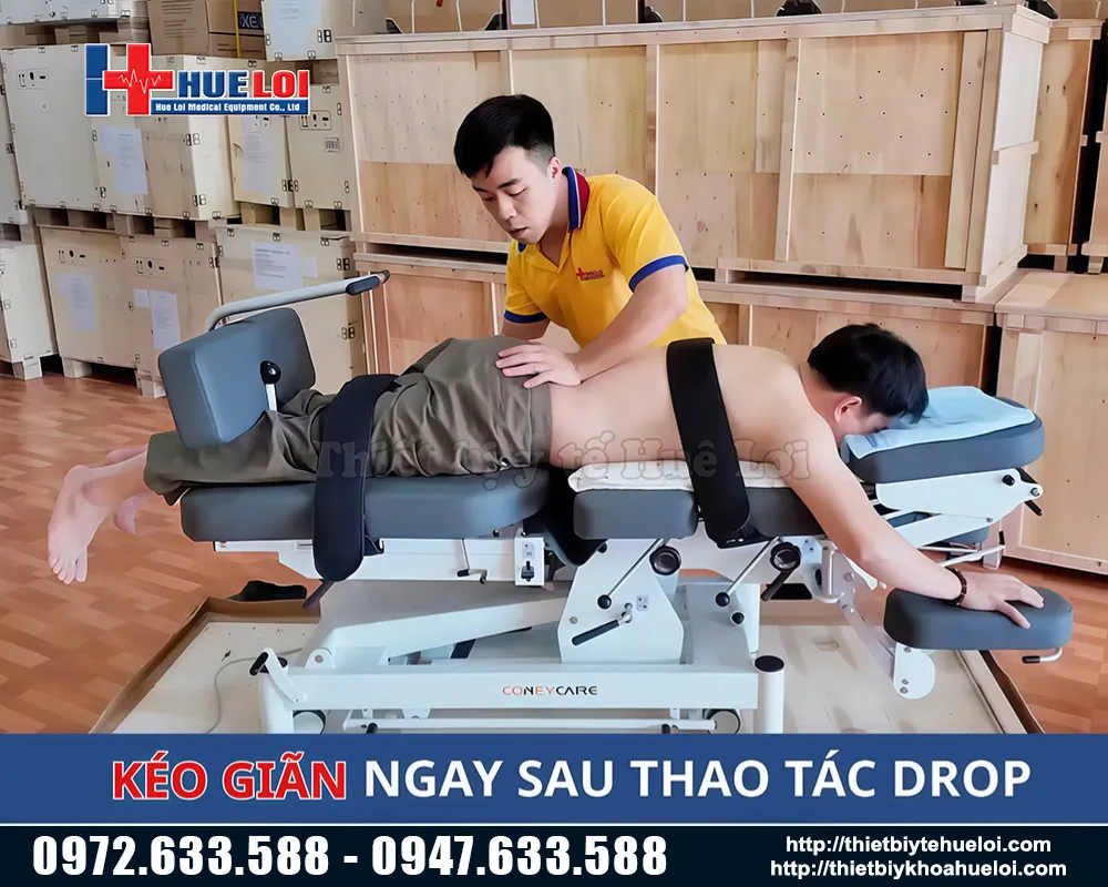 Giường tác động cột sống kết hợp kéo giãn